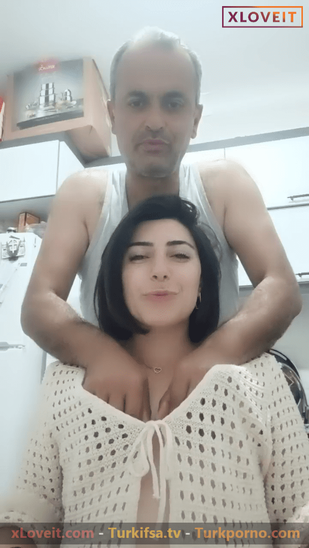 Evliçiftiz1 ifşa Sabah akşam sikişen çiftin canlı yayınını seyret