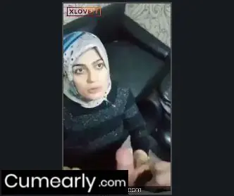 Türbanlı sekreter ofiste sakso otelde sex