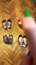 Bu akşam üyelere özel canlı yayında acaba hangi ayakkabıyı giysem?