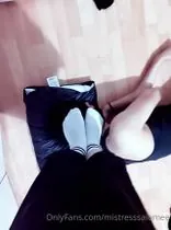 Kölemin kafasına eze eze bastım