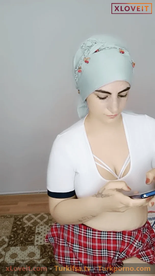 Bizikiaşık ifşa Türbanlı evli çiftin yayınını seyret