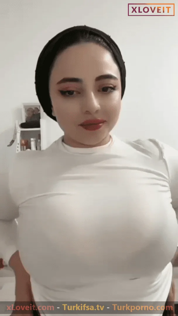 Tango Ceyda ifşa Kapalı koca meme göt karşında